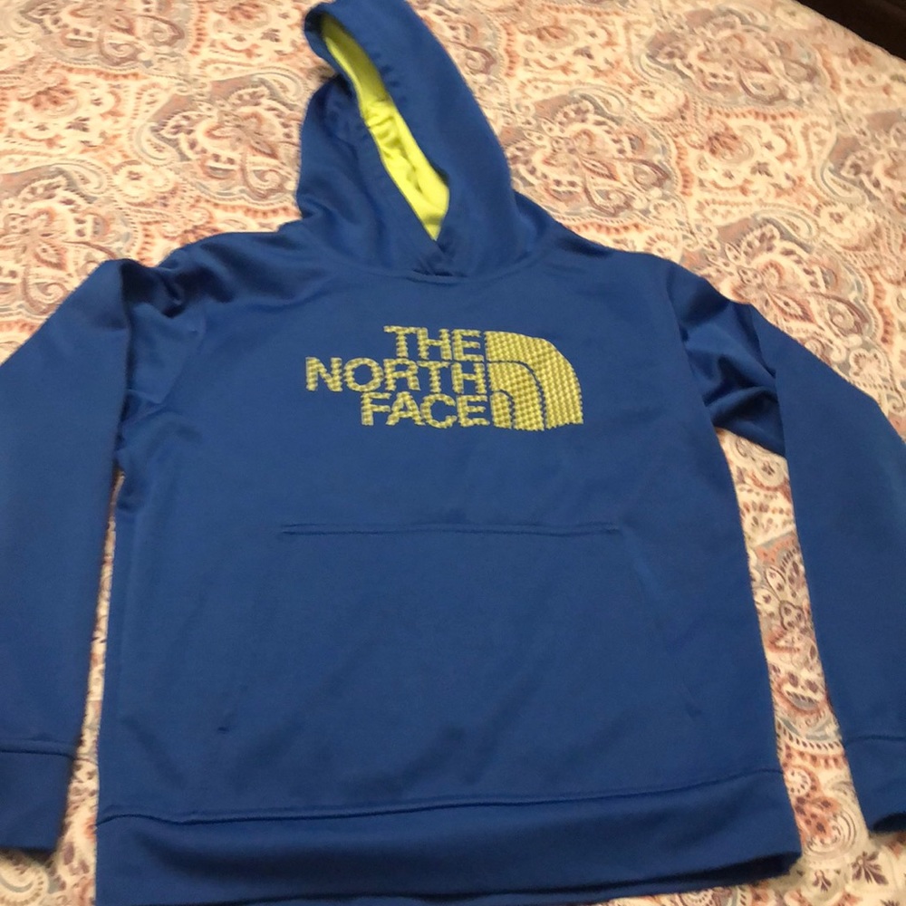 Boys north face pullover medium